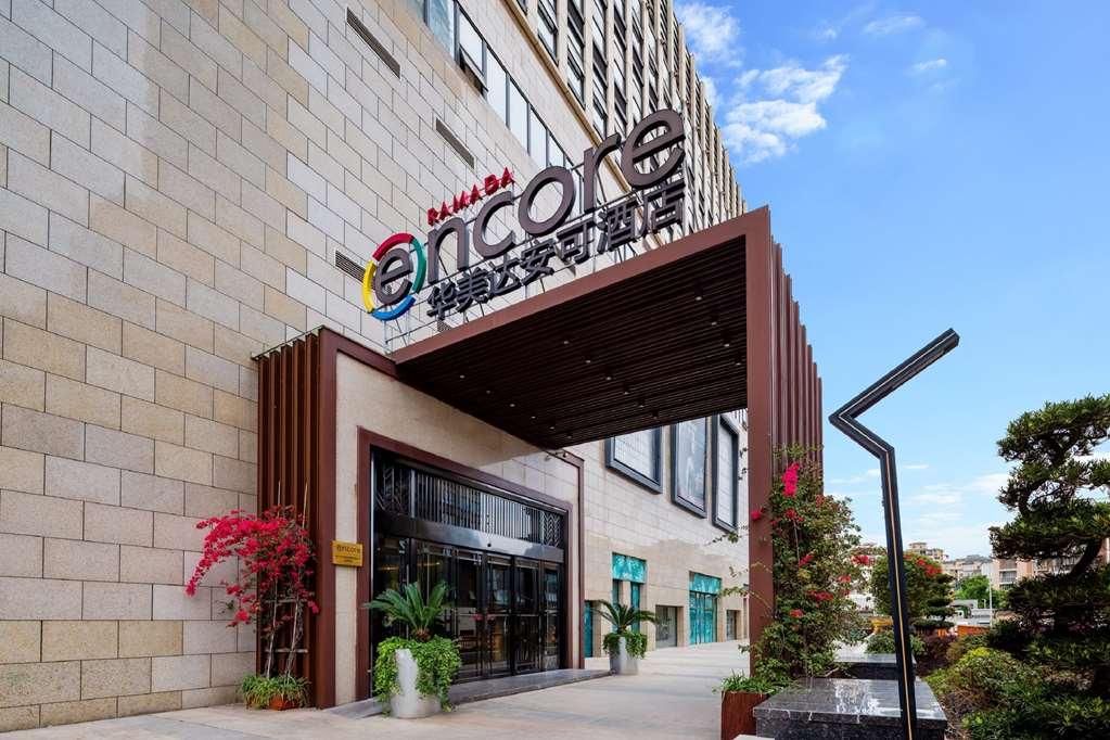 Ramada Encore Jintang Чънду Екстериор снимка